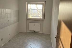 3 Zimmer Wohnung mit Balkon, Fahrstuhl, TG-Stellplatz in Schwetzingen zu vermieten – Die vollständige Adresse der Immobilie erhältst du vom Anbieter., 68723 Schwetzingen – Vorschaubild 5