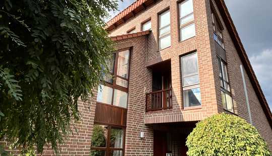 Bild von So besonders! Exklusive DHH mit 2 Terrassen, Loggia + Garage in ruhiger Lage von Gifhorn