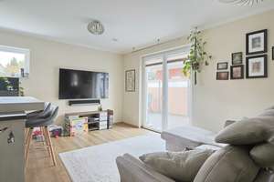 Moderne Doppelhaushälfte mit Stellplatz in Hamburg Farmsen Berne – Die vollständige Adresse der Immobilie erhältst du vom Anbieter., 22159 Farmsen-Berne, Hamburg – Vorschaubild 20