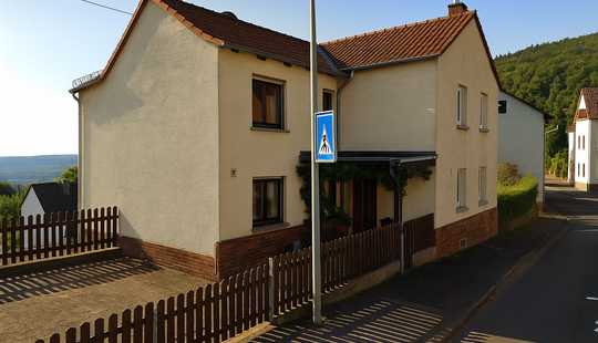 Bild von Geräumiges 4-Zimmer Haus mit Skyline-Blick