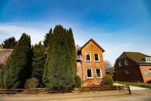 Villa Teichrose - historische Villa trifft modernes Wohnen in Bestlage von Wentorf! – Teichstraße 7, 21465 Wentorf bei Hamburg – Vorschaubild 3