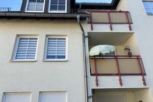 In Uni Nähe - Schöne 2 Raum Wohnung mit Balkon, Einbauküche und Stellplatz zu vermieten – Lindenaustraße 4, 9126 Bernsdorf, Chemnitz – Vorschaubild 3