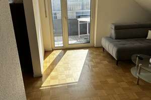 Gepflegte 3,5-Zimmer DG in Filderstadt nähe S-Bahn 