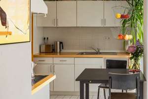 Helle 1-Zimmer Wohnung im 4. OG mit Loggia und Aufzug in Berlin-Mitte, provisionsfrei – Melchiorstraße 47, 10179 Mitte (Ortsteil), Berlin – Vorschaubild 11