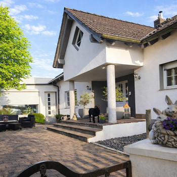 Vereinen Sie Wohnen und Arbeiten - Perfekt für Handwerksbetriebe und Selbständige!