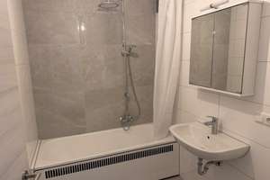 3-Zimmer-Wohnung mit Balkon in Regensburg – Die vollständige Adresse der Immobilie erhältst du vom Anbieter., 93051 Großprüfening-Dechbetten-Königswiesen, Regensburg – Vorschaubild 4