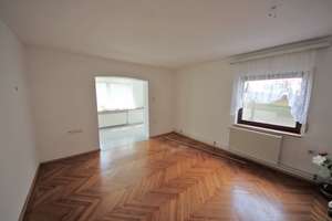 Einfamilienhaus auf großem Grund (belastet mit Wohnrecht!) – Die vollständige Adresse der Immobilie erhältst du vom Anbieter., 82929 Daglfing, München – Vorschaubild 9