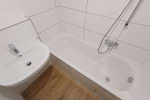 Modernisierte 3-Zimmer-Wohnung mit Balkon in Moosach – Max-Wönner-Straße 8, 80995 Lerchenau-West, München – Vorschaubild 5