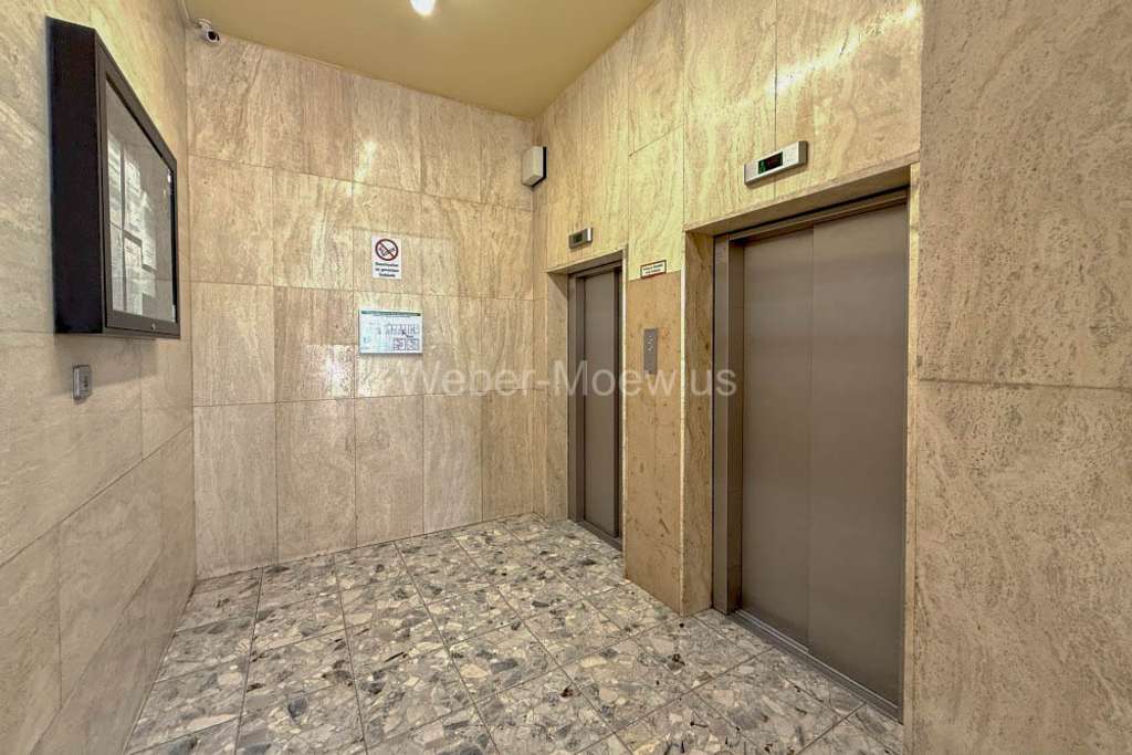 Immobilie in Sankt Augustin - Kapitalanlage: 2-Zimmer-Wohnung mit Loggia im 12. OG 
- unbefristet vermietet seit 7/2020 - Bild 1