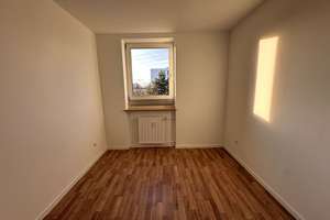 Moderne 3,5 Zimmer Wohnung mit Balkon zu vermieten  – Olivenweg  58, 90441 Hohe Marter, Nürnberg – Vorschaubild 7