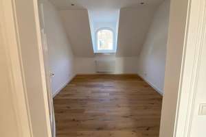 Erstbezug nach Kernsanierung 4 Zimmer DG Wohnung Koblenz Süd – Schützenstraße 25, 56068 Süd, Koblenz – Vorschaubild 3