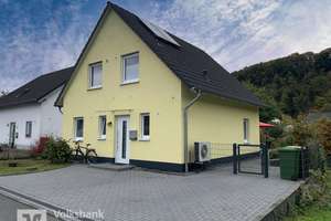 Windeck-Herchen - Junges, freistehendes Einfamilienhaus mit schönem Grundstück. – Die vollständige Adresse der Immobilie erhältst du vom Anbieter., 51570 Windeck – Vorschaubild 1