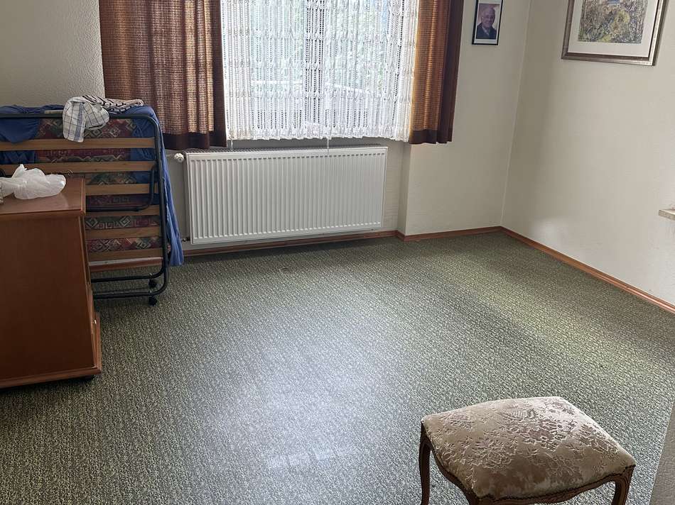 Zimmer Haus alt
