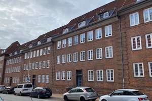 Nette Nachbarn gesucht: individuelle Wohnung in Stadtnähe – Schülperbaum 8, 24103 Vorstadt, Kiel – Vorschaubild 2