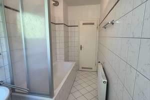 Teilweise renoviert! 2-Zimmerwohnung mit Balkon in Wuppertal-Elberfeld Citynähe – Gesundheitsstraße  101, 42103 Elberfeld, Wuppertal – Vorschaubild 11