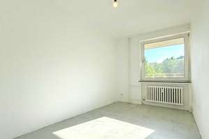 Viel Platz für Ihre Ideen: Bezugsfreie 4-Zimmerwohnung in Osnabrück-Haste – 49090 Haste, Osnabrück – Vorschaubild 4
