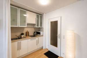Helle 1-Zimmer-Wohnung mit Balkon nahe Nürnberger Innenstadt – Die vollständige Adresse der Immobilie erhältst du vom Anbieter., 90429 Gostenhof, Nürnberg – Vorschaubild 2