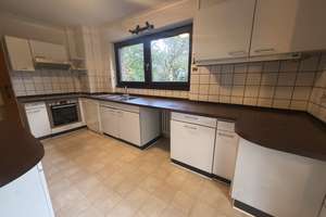VIELSEITIGES ZWEIFAMILIENHAUS MIT GARTEN UND GARAGE IN BEGEHRTER LAGE VON MG! – Die vollständige Adresse der Immobilie erhältst du vom Anbieter., 41063 Eicken, Mönchengladbach – Vorschaubild 4