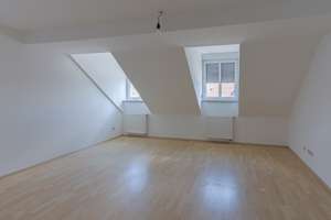 Stilvolle 3-Zimmer-Wohnung mit Wohlfühlcharakter – Die vollständige Adresse der Immobilie erhältst du vom Anbieter., 85055 Nordost, Ingolstadt – Vorschaubild 2