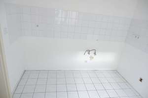 Helles Wohnzimmer - Bad mit Wanne und Lift - frei ab 1.6.26 – Casparistraße 1, 9126 Lutherviertel, Chemnitz – Vorschaubild 8