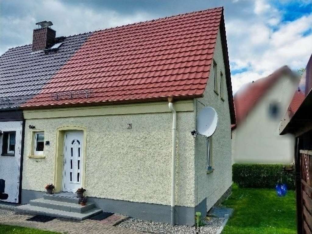 Immobilie in Wermsdorf - Kleines Familiennest mit Charme
 - Bild 1