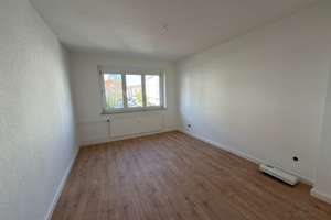 Kernsanierte 3-Zimmer-Wohnung mit Balkon (Innenhofausrichtung) – Malortiestraße 6, 30419 Herrenhausen, Hannover – Vorschaubild 4