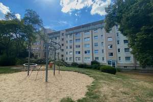 Elberfeld-Südstadt. Modernisierte  2-Zimmerwohnung mit Balkon  wartet auf neue Mieter! – Holzer Str. 31, 42119 Elberfeld, Wuppertal – Vorschaubild 2