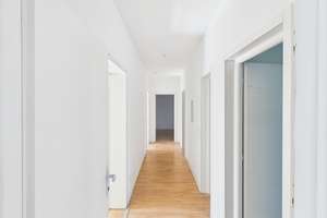Raumwunder mit Charakter: 4-Zimmer-Altbauwohnung "sofort bezugsfertig" – Die vollständige Adresse der Immobilie erhältst du vom Anbieter., 47119 Ruhrort, Duisburg – Vorschaubild 2
