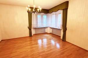 Eindrucksvolles Einfamilienhaus mit großem Grundstück in absoluter ruhiger Lage am Waldrand – 60386 Fechenheim, Frankfurt am Main – Vorschaubild 7