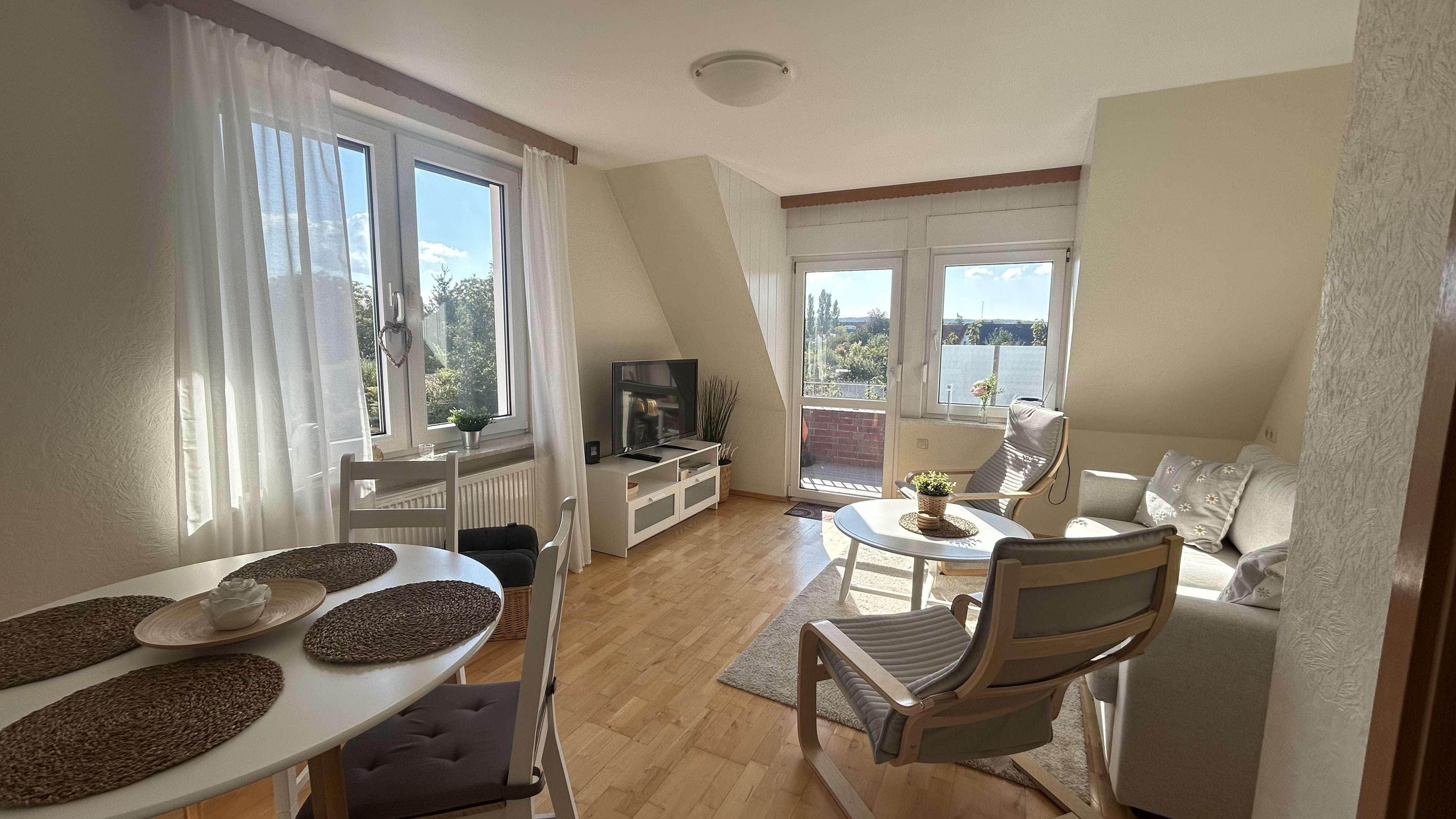 Immobilie in Kühlungsborn - Stilvolle Villa mit drei Wohneinheiten - Bild 0