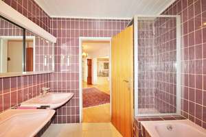 "Exklusive Premiumlage in Passau"
Großzügige Villa mit reichlich Platz, viel Privatsphäre und traum – Die vollständige Adresse der Immobilie erhältst du vom Anbieter., 94034 Hacklberg, Passau – Vorschaubild 33