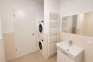 Moderne 4-Zimmer-Wohnung in Berlin-Wilmersdorf - ca. 97 m², 6. OG, inkl. Einbauküche, 2 Bäder – Die vollständige Adresse der Immobilie erhältst du vom Anbieter., 10715 Wilmersdorf, Berlin – Vorschaubild 9