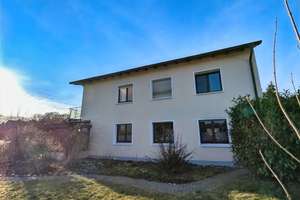 Zweifamilienhaus mit Balkon, Wintergarten und großem Garten
in Wuppertal-Ronsdorf – Die vollständige Adresse der Immobilie erhältst du vom Anbieter., 42369 Ronsdorf, Wuppertal – Vorschaubild 2
