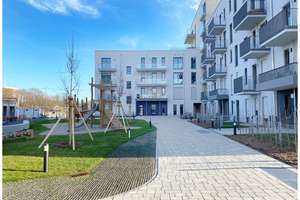 Großzügige 2-Zimmer Wohnung mit Balkon und Einbauküche – Die vollständige Adresse der Immobilie erhältst du vom Anbieter., 81248 Freiham, München – Vorschaubild 1