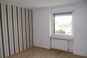HAUS STATT WOHNUNG   Bezahlbares Reihenmittelhaus mit Vollkeller und Garage – Kleve (Kreis) – Vorschaubild 12