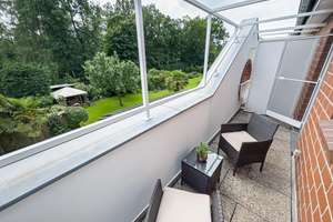 Modernisiertes Endreihenhaus mit 2 Bädern und 2 Loggien - ideal für Eigennutzer oder Kapitalanleger