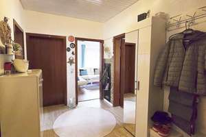 Mehrfamilienhaus mit drei Wohneinheiten, zwei Garagen und herrlichem Blick!!! – Die vollständige Adresse der Immobilie erhältst du vom Anbieter., 70327 Wangen, Stuttgart – Vorschaubild 3