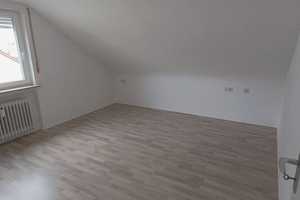 Schöne 3-Zimmer-Dachgeschosswohnung mit gehobener Innenausstattung mit Balkon und EBK in Stuttgart – Sterntalerweg 12, 70567 Stuttgart – Vorschaubild 10