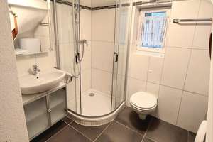 Wohnen wo andere Urlaub machen ☆ Ruhig ☆ Altstadt ☆ Homeoffice ☆ – Die vollständige Adresse der Immobilie erhältst du vom Anbieter., 97653 Bischofsheim an der Rhön – Vorschaubild 4