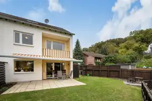Reihenendhaus in ruhiger Lage mit traumhaftem Ausblick! – Main-Taunus-Kreis – Vorschaubild 13