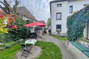 Moosach: Großzügige DHH mit 3 Wohneinheiten auf ca. 210 m² zzgl. weiterer Fläche in Rückgebäude! – Die vollständige Adresse der Immobilie erhältst du vom Anbieter., 80993 Alt-Moosach, München – Vorschaubild 2