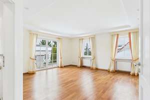 Provisionsfrei! Traumhafte Luxus Villa in Wolkersdorf mit über 200m² Wohnfläche und 700m² Grund uvm. – Die vollständige Adresse der Immobilie erhältst du vom Anbieter., 90455 Kornburg, Worzeldorf, Nürnberg – Vorschaubild 9