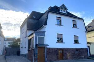 Einfamilienhaus in zentrumsnaher Lage! – Die vollständige Adresse der Immobilie erhältst du vom Anbieter., 54634 Bitburg – Vorschaubild 1