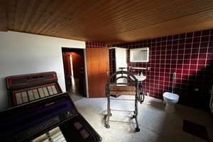 Freistehender Bungalow in Alt-Mariendorf – 135m² + Souterrain, provisionsfrei & bezugsfrei – Wendelsteinweg 44a, 12107 Mariendorf, Berlin – Vorschaubild 31