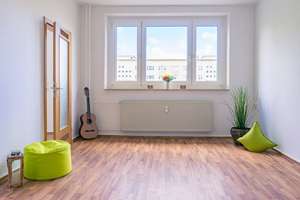 2-Raum-Balkonwohnung nahe Uni – Augsburger Str. 22, 9126 Bernsdorf, Chemnitz – Vorschaubild 2