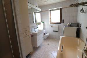 Modern, exklusiv mit Ambiente + Platz – Die vollständige Adresse der Immobilie erhältst du vom Anbieter., 95659 Arzberg – Vorschaubild 12