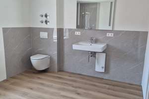 Frisch renovierte 5-Zi.-EG-Wohnung | Terrasse | EBK | 101 m² | Schwäbische Alb | provisionsfrei – Die vollständige Adresse der Immobilie erhältst du vom Anbieter., 72818 Trochtelfingen – Vorschaubild 2