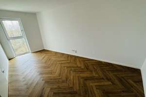 Balkon zum Innenhof!! - mit EBK, Abstellkammer und Waschmaschinenanschluss! – Otto-Franke-Straße 45, 12489 Adlershof, Berlin – Vorschaubild 17