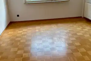Schönes RMH 5 Zimmer, Wintergarten, Haustiere, Garten, Garage ab sofort – Ostendstraße 0, 74193 Heilbronn (Kreis) – Vorschaubild 4