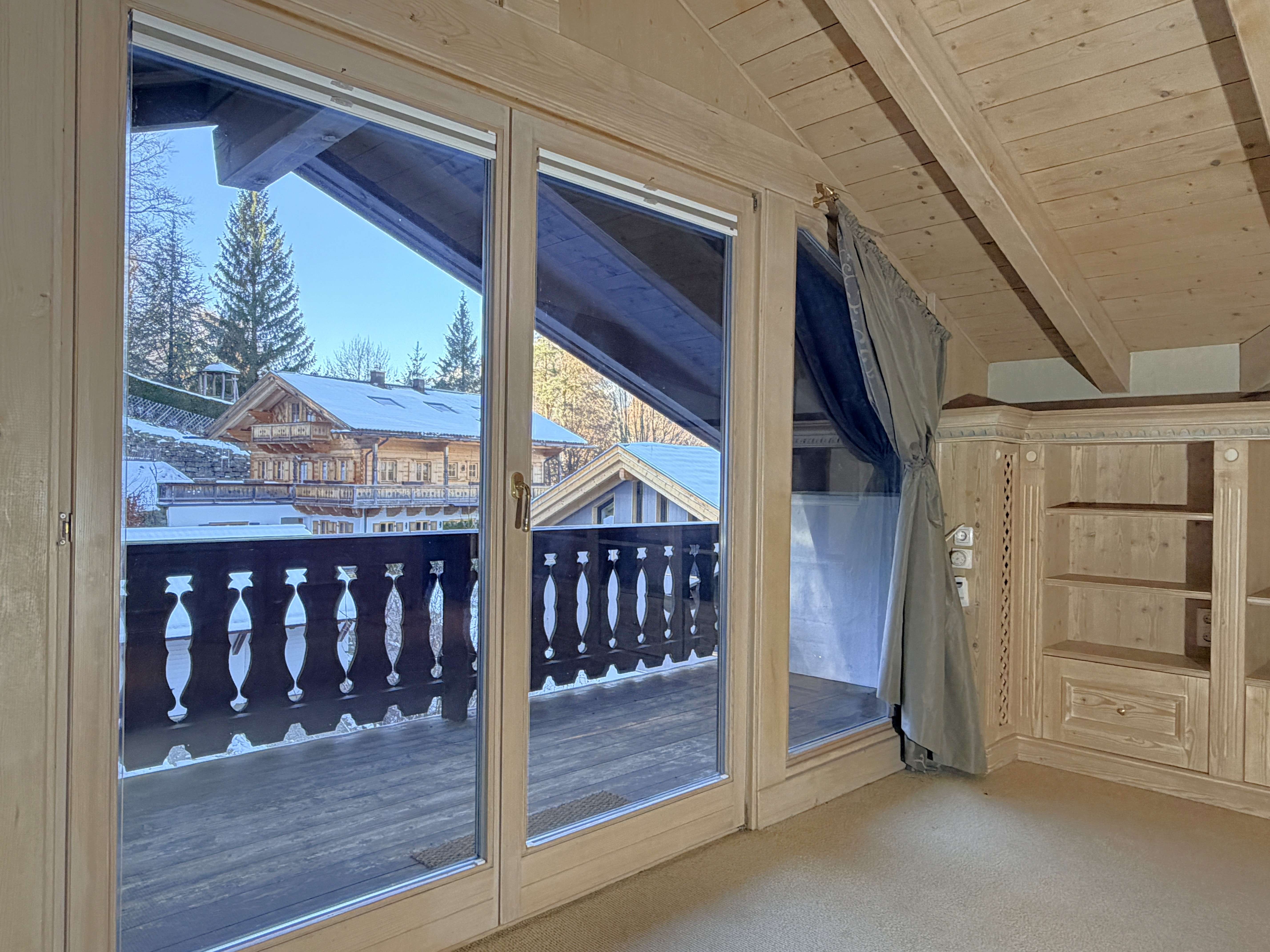 Immobilie in Garmisch-Partenkirchen - Geräumige Wohnung mit viel Privatsphäre - flexibel nutzbar! - Bild 6